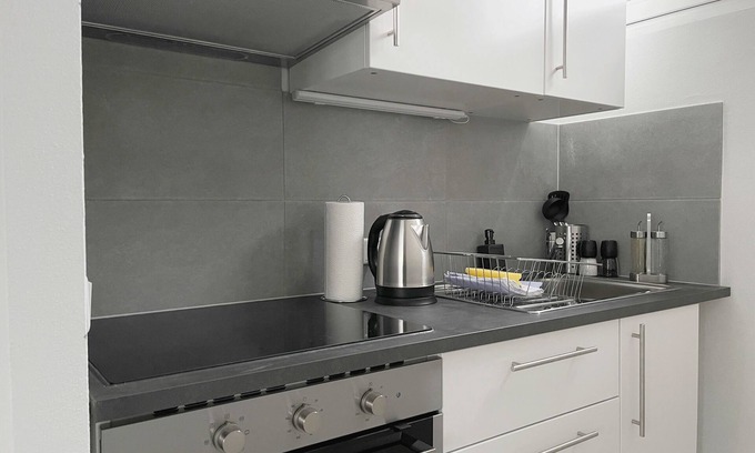 Osnabrueck Apartamento | Lovely double bed studio | home2share