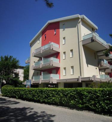 Bibione Lido dei Pini Apartamento | Lovely flat 100m from the beach ideal for 6 guests