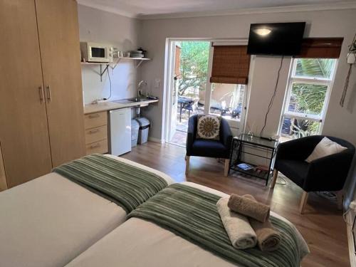 Blouberg Rise Apartamento | Lovely Garden Studio 5 - 10 min walk to the beach