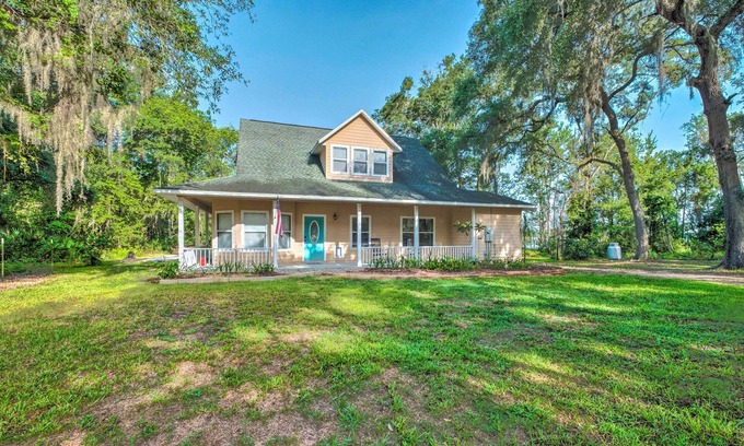 Edgar Casa | Lovely Hawthorne Home w/ Private Boat Dock!