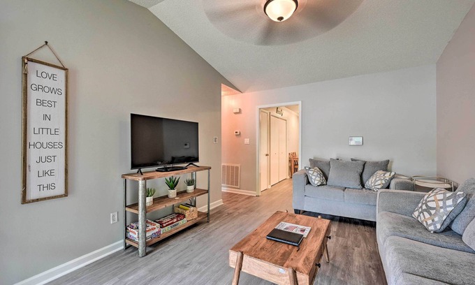 High Point Casa | Lovely High Point Abode ~ 2 Mi to University!
