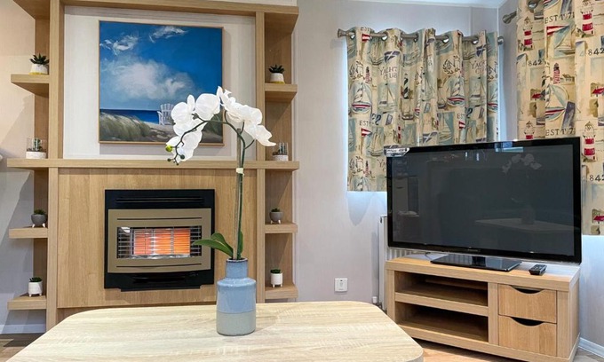 Prestatyn Casa | Lovely Holiday Home at Lyons Caravan Park!