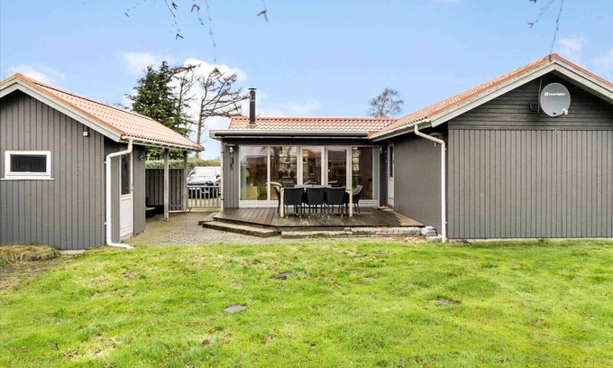 Tørresø Casa | Lovely holiday home on the beach at Tørresø