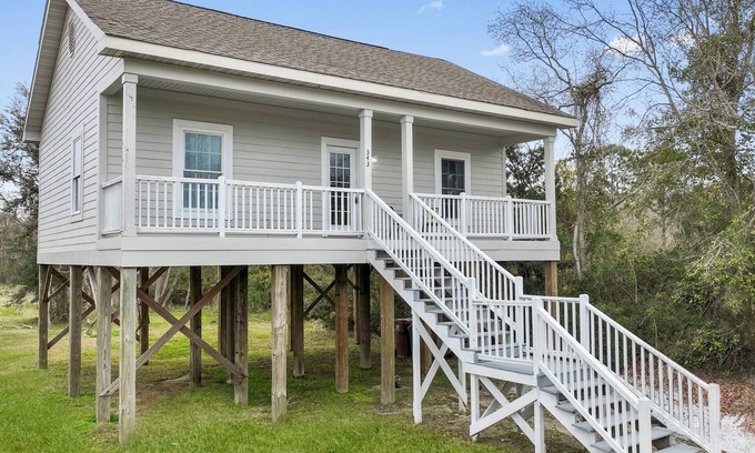 Pass Christian Casa | Lovely Home! Close to the Beach and Downtown!