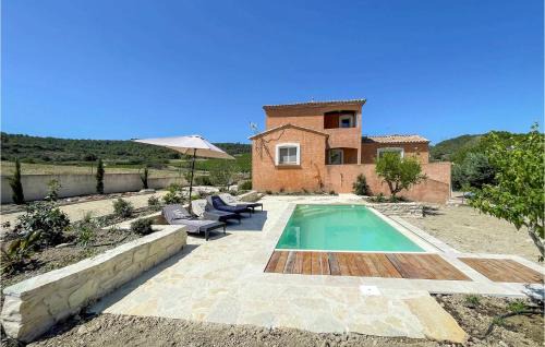 Cruzy Casa | Lovely Home In Cruzy With Kitchen