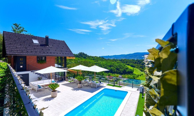 Donja Stubica Casa | Preciosa casa en Donja Stubica