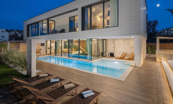 Funtana Casa | Preciosa casa en Funtana con sauna