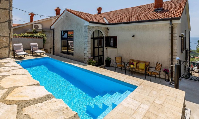 Sodici Casa | Preciosa casa en Glavani