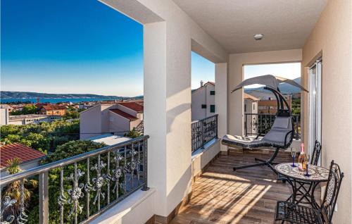 Kastela Casa | Lovely Home In Kastel Luksic With Sauna