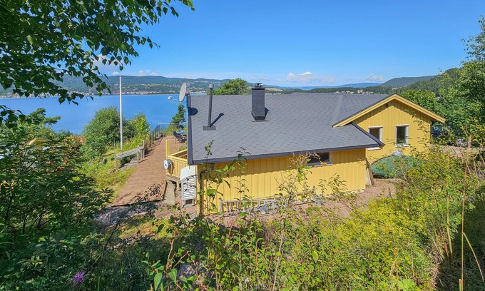 Hurum Casa | Lovely home in Klokkarstua
