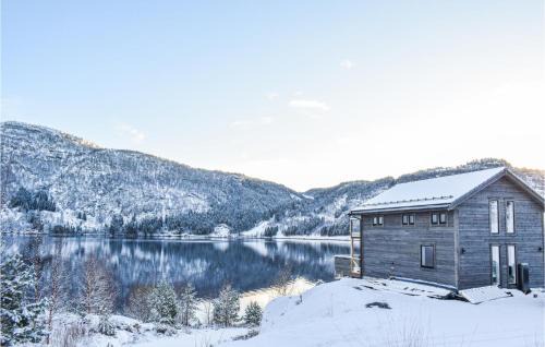 Masfjorden Casa | Lovely Home In Masfjordnes With Wifi