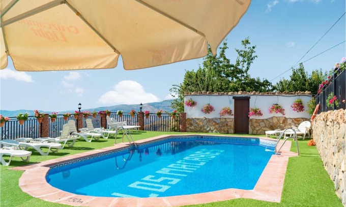 Mecina Bombaron Casa | Lovely Home In Mecina Bombarón