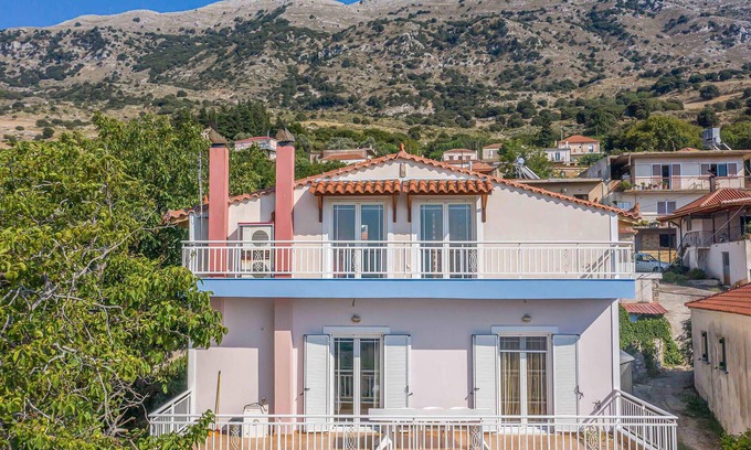 Erymanthos Municipality Casa | Preciosa casa de 4 dormitorios en Patra
