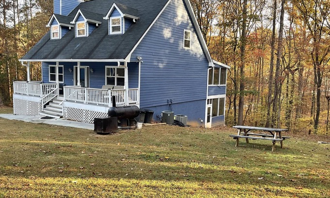 Acworth Casa | Propiedad cerca de Lake Allatoona, Red top mountain y Lake point sports complex