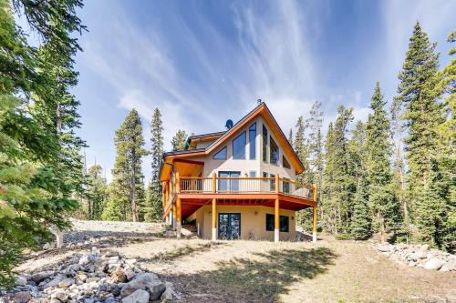 Valley of the Sun Casa | Lovely Home with Great Views and Private Hot Tub - Porcupine Slopes