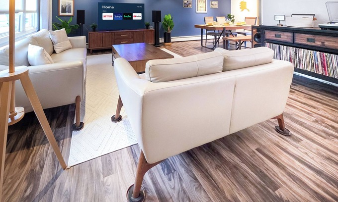 Campbell Park Casa | Lovely Home with King Bed, Large Kitchen, heated garage by UMED in Midtown ANC