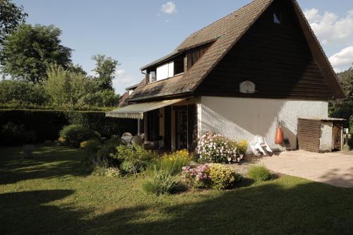 Seynod Casa | Lovely house with garden, jardin et terrasse