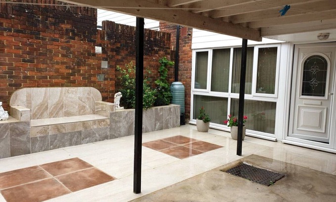 Southampton Casa | Lovely House with beautiful Common Garden View