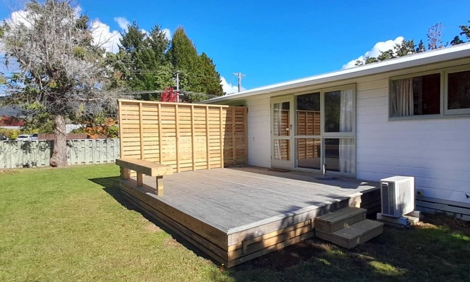 Turangi Cabaña | Lovely Lockwood River Cottage