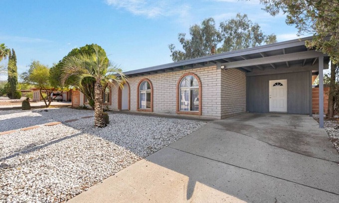 South Harrison Casa | Lovely Lucille 3 Bedroom