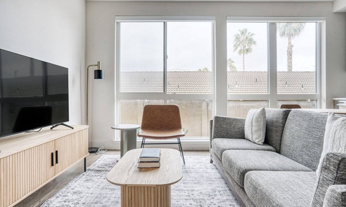 Mountain View Apartamento | Lovely Mountain View Studio w/ Gym & W/D, near 280 & 101, by Blueground