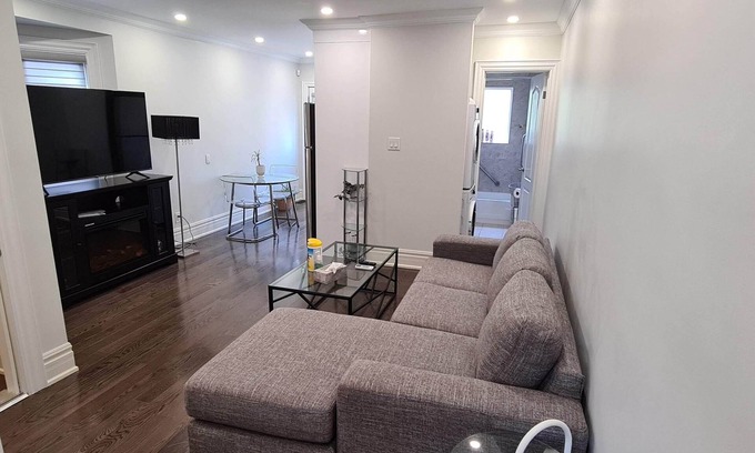 Bloorcourt Village Apartamento | Lovely one bedroom oasis+Balcony+work station