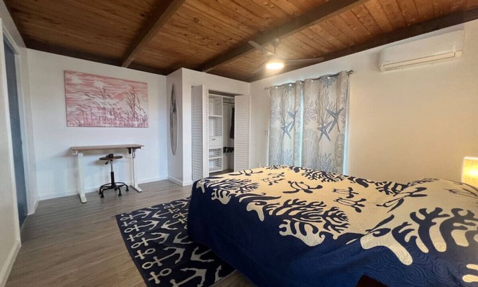 Enchanted Lake Casa | Lovely Private Kailua Cottage