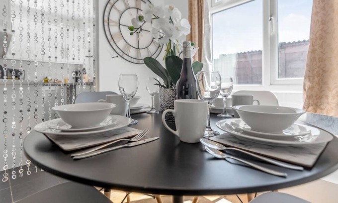 Norwich Apartamento | Lovely quite 2 bedroom apartment with free parking