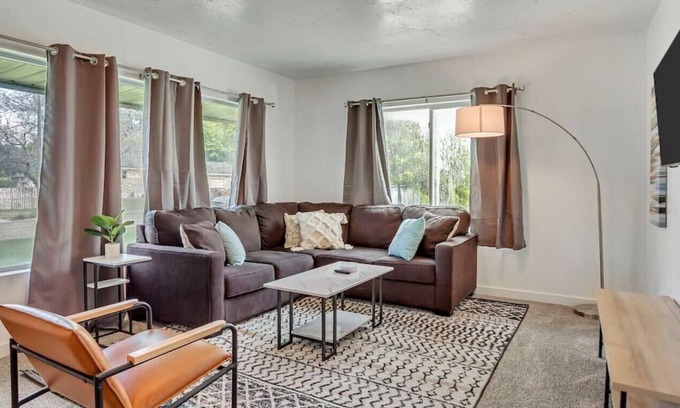Ogden Casa | Lovely Renovated Home Perfect for Weekend Getaway.
