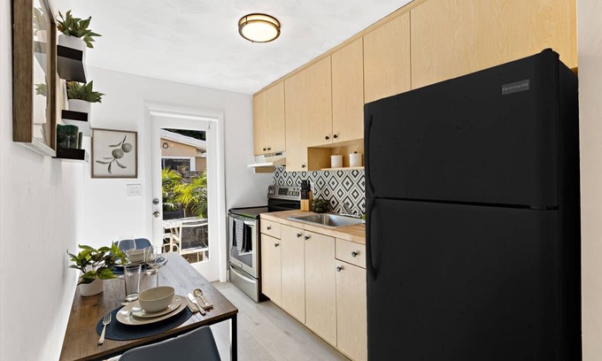 Lake Ridge Apartamento | Lovely Rental Unit With Free Parking on Premises