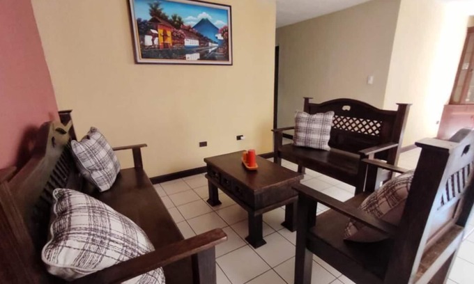 Zona 2 Casa | Lovely rooms at Historical Guatemala City