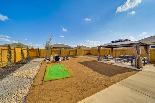Medina Valley Casa | Lovely San Antonio Vacation Rental with Private Yard