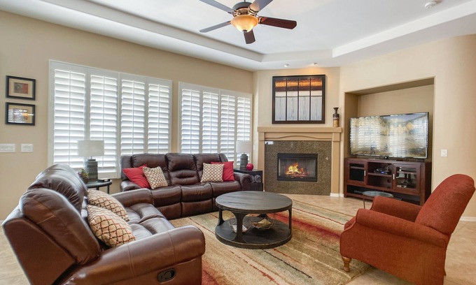 Trilogy Casa | Lovely single story home located in the active adult 55+ community of Trilogy at Power Ranch.