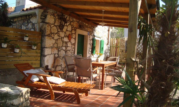 Pomer Cabaña | Encantadora casa de piedra en el área de Pula