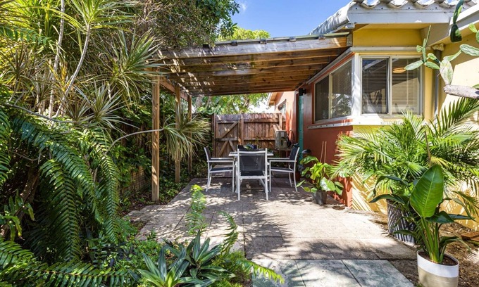 Lake Ridge Apartamento | Lovely Studio With Great Location Free Parking
