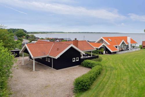 Kelstrup Casa | Lovely Summer House With Sea View