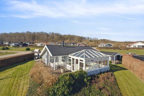Grønninghoved Strand Casa | Lovely Summer House With Sea View