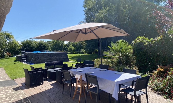 Blonville-sur-Mer Casa | Lovely thatched cottage with pool, just 10 minutes from the glamour of Deauville