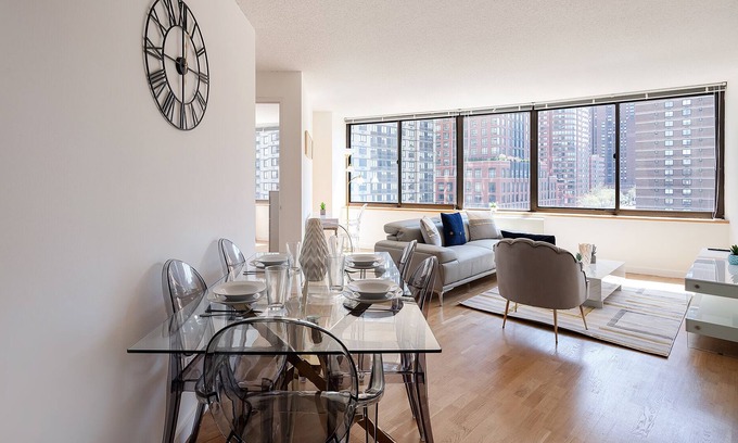 Upper East Side Apartamento | Lovely UES Luxury 2 Bed w/Gym, Pool,Laundry #6160