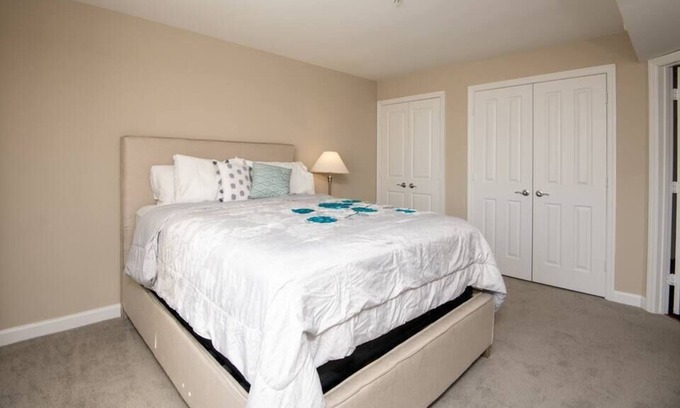 McLean Apartamento | Lovely unit 15 minutes to downtown DC | Free Parking
