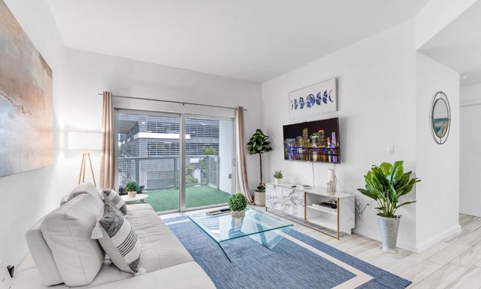 Midtown Apartamento | Lovely Unit Mins from Wynwood with Free Parking