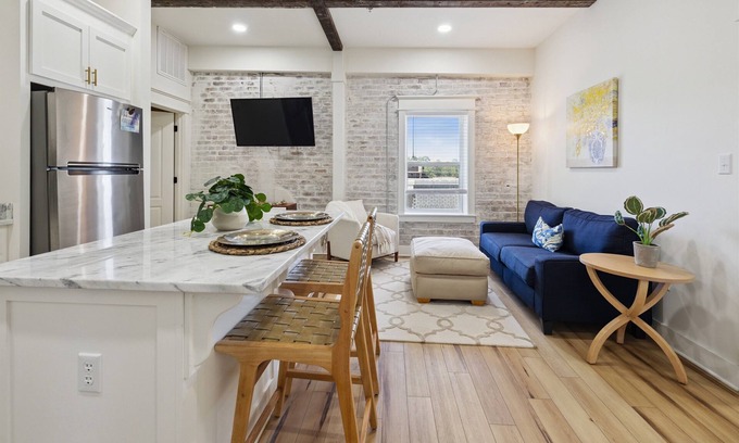 Laurel Apartamento | Loving Loft Suite, Laurel, Coffee Bar, Walkable