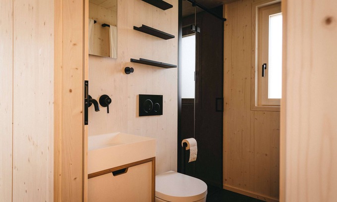 Krummennaab Casa | Lovt am See, Ökologisch Gebautes und Eingerichtetes Tiny House Direkt am Wasser