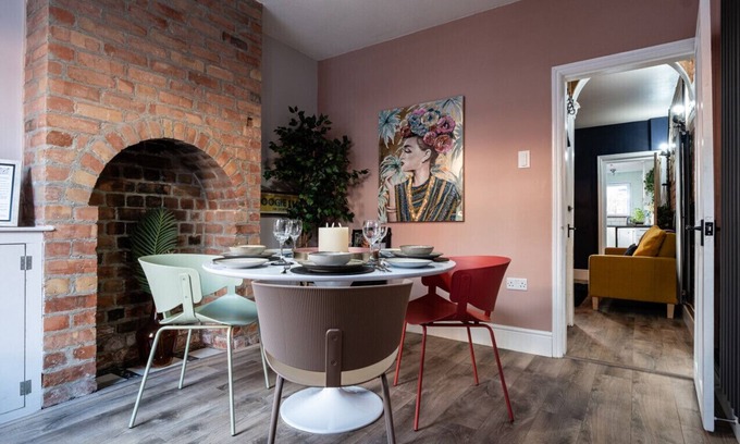 Pontrilas Casa | Lowell Street - Cosy 2 Bedroom Home in Worcester