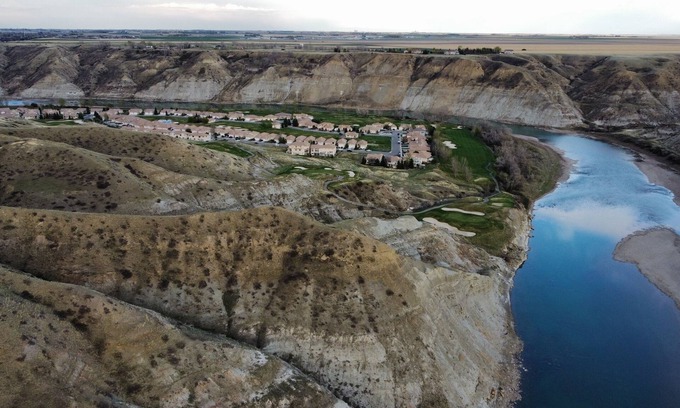 Lethbridge Condominio | Lower 2 bed/2 bath Condo on Paradise Canyon Golf Resort - Private Entrance