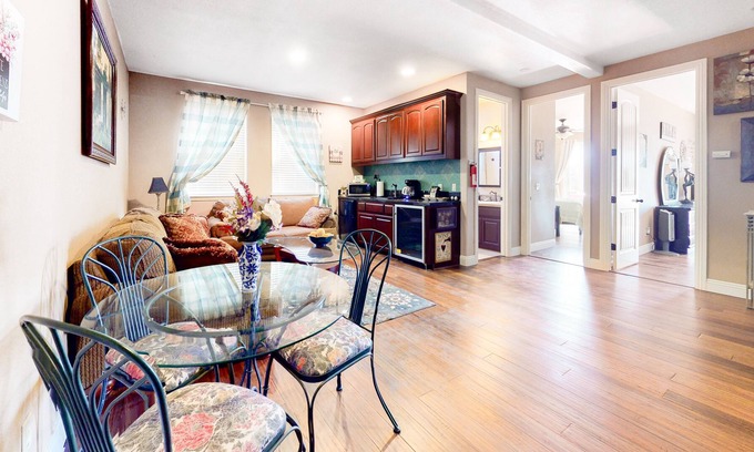 Forest Meadows Apartamento | Lower-Level Dog-Friendly Suite w/ Free WiFi & a Private Deck w/ Forest Views