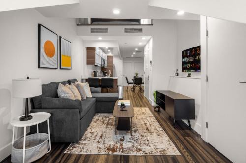 Financial District Apartamento | Lower Manhattan 3BR Gem, Perfect for Families