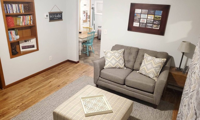 Fargo Apartamento | Lower Unit-Hawthorne Area-15 min walk 2 Dwtn Fargo