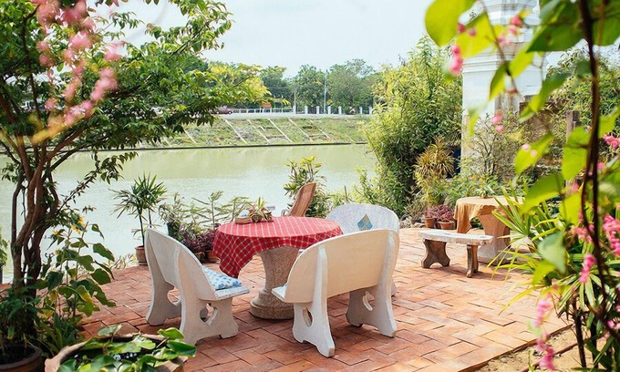 Ayutthaya Casa | Loy Manee House