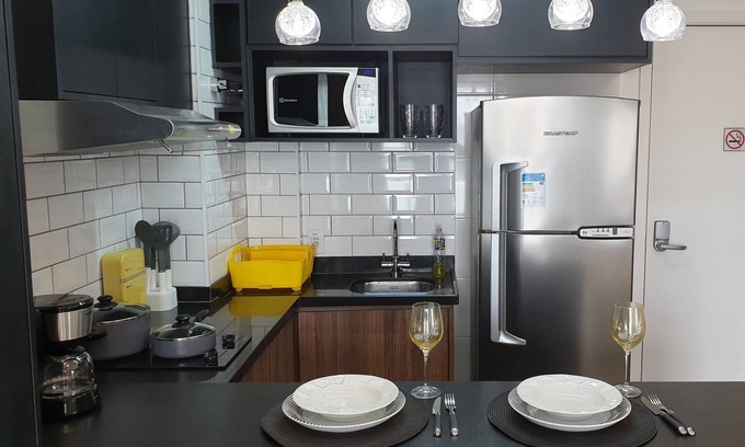 Sao Paulo Apartamento | Luxury Queen Bed Downtown - EZ Tower & Rochavera Corporate next door